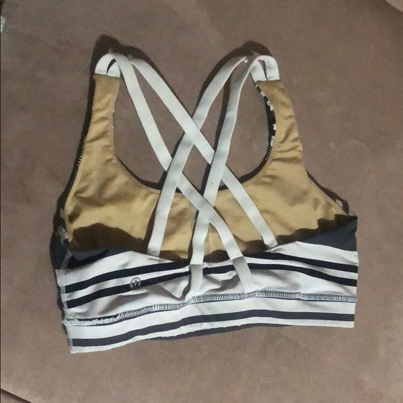 Lululemon sports bra - Picture 2 of 4